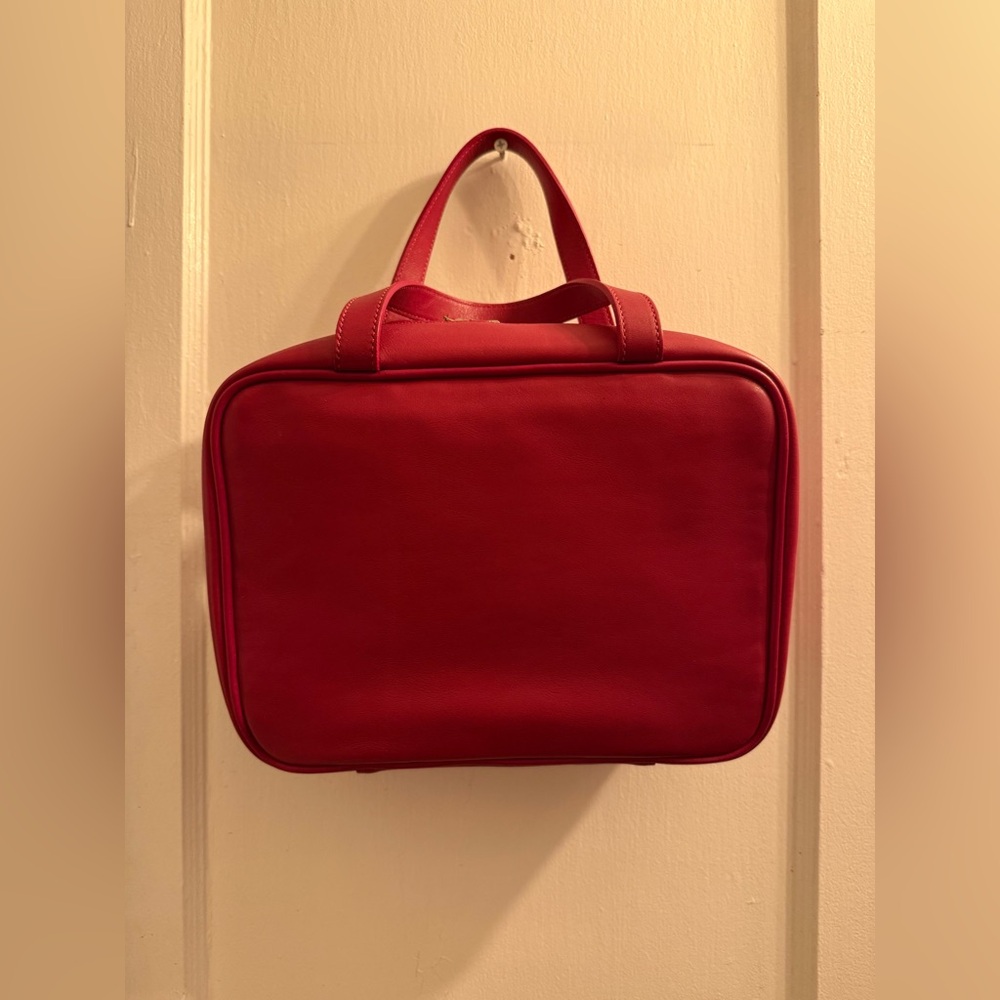Red Leather coach toiletry bag - Picture 4 of 11